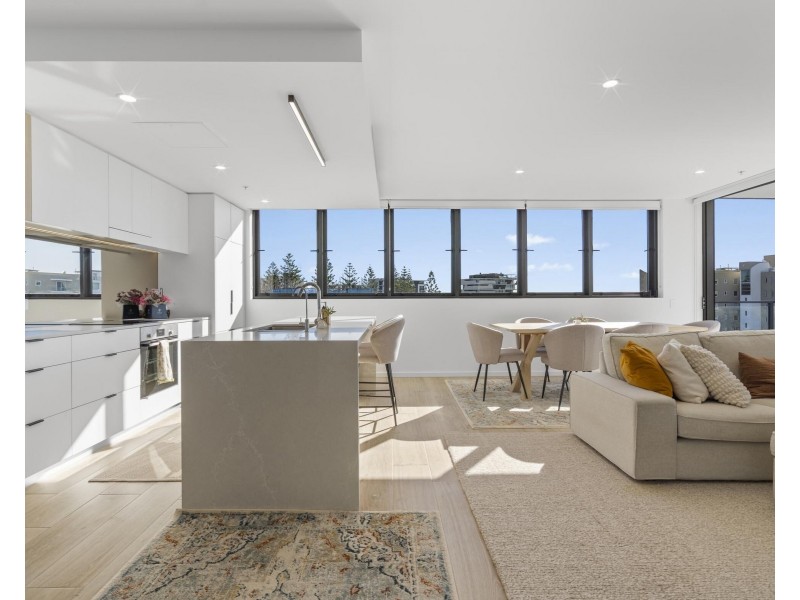 708/2 Mawarra Street, Palm Beach QLD 4221