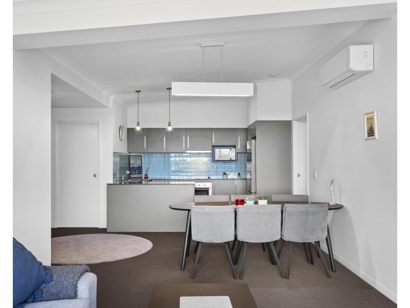 1601/12-14 Executive Drive, Burleigh Waters QLD 4220