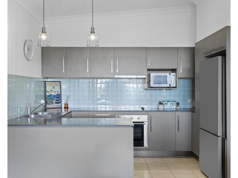 1601/12-14 Executive Drive, Burleigh Waters QLD 4220