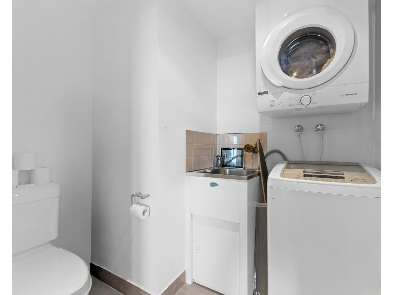 1601/12-14 Executive Drive, Burleigh Waters QLD 4220