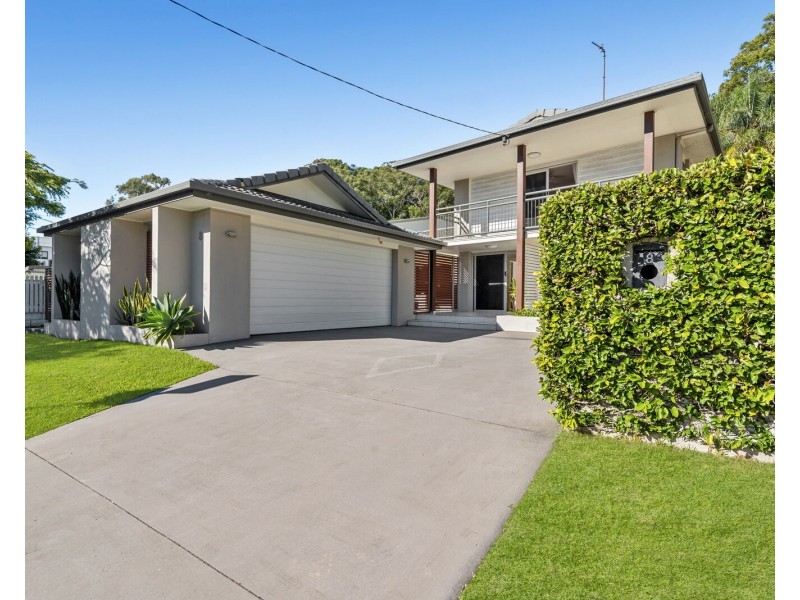 8 Hooper Drive, Currumbin QLD 4223