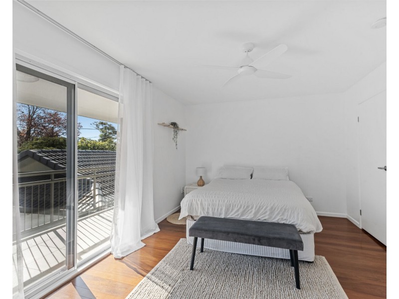 8 Hooper Drive, Currumbin QLD 4223
