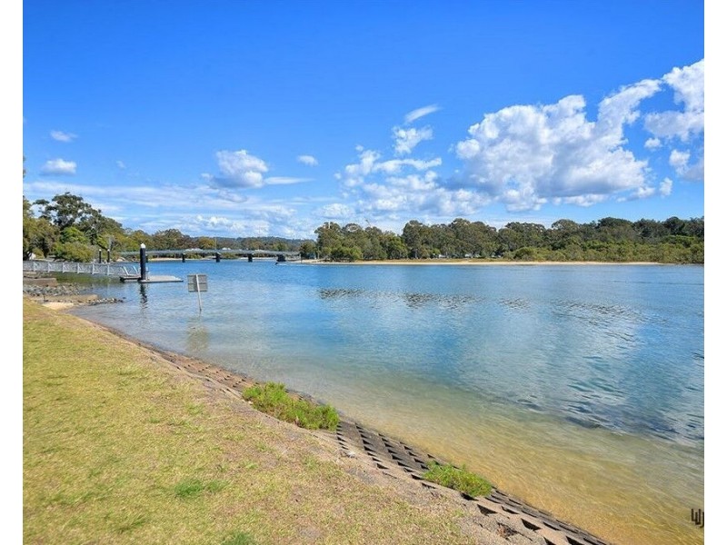 8 Hooper Drive, Currumbin QLD 4223