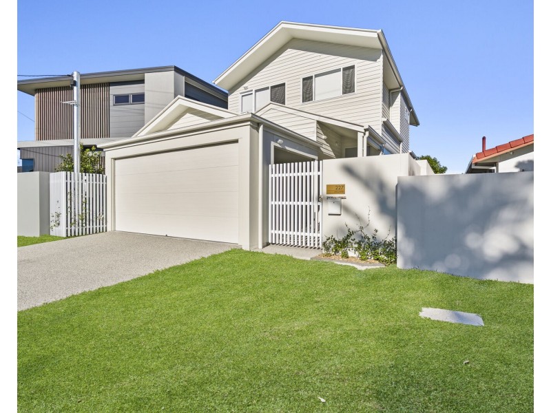 227 Mallawa Drive, Palm Beach QLD 4221