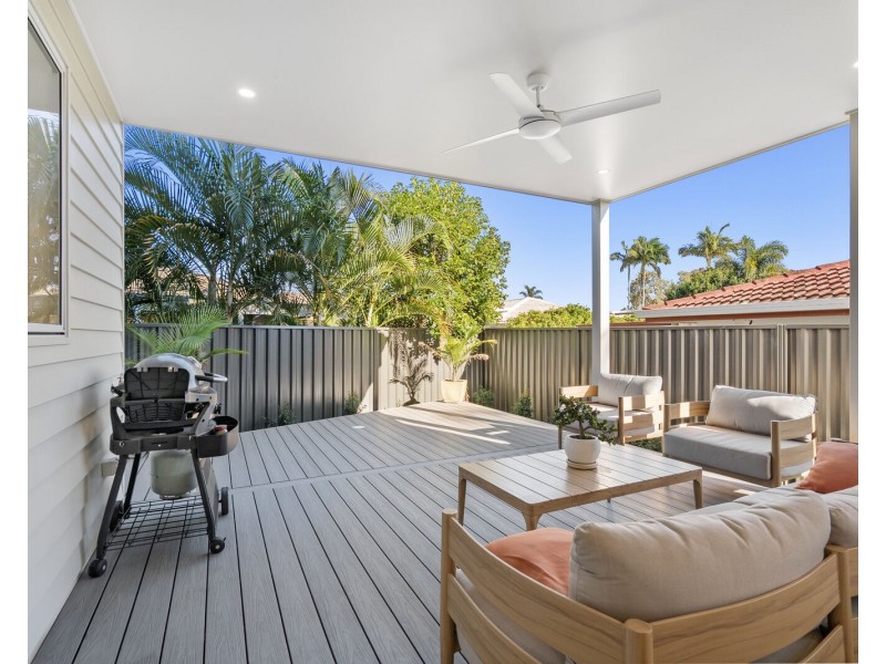 227 Mallawa Drive, Palm Beach QLD 4221