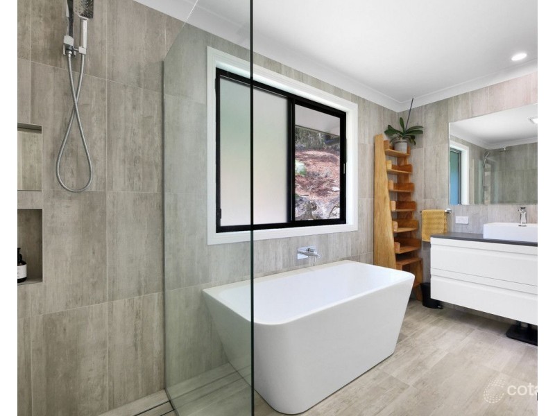 95 Monday Drive, Tallebudgera Valley QLD 4228