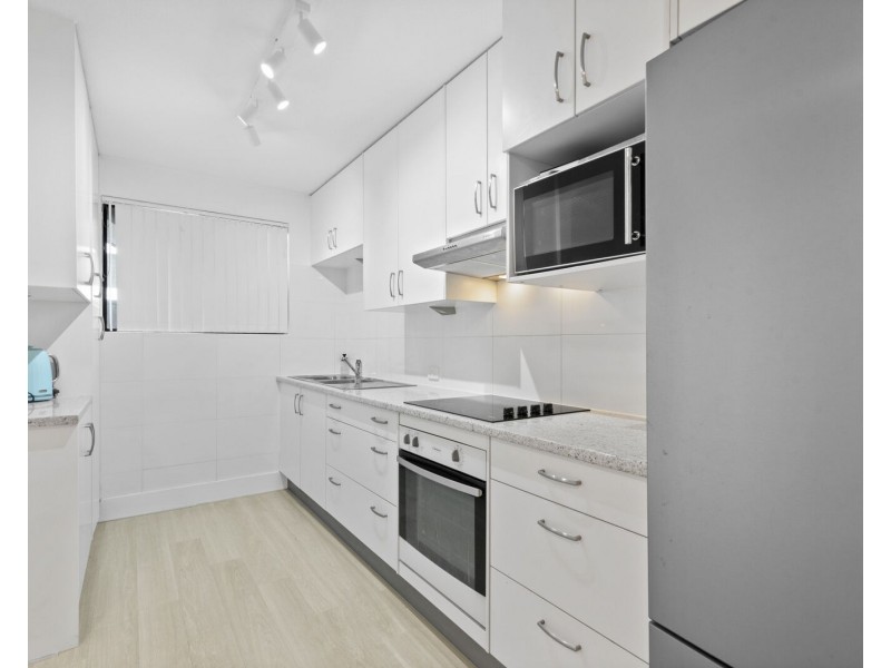 1/14 Warrawong Street, Coolangatta QLD 4225