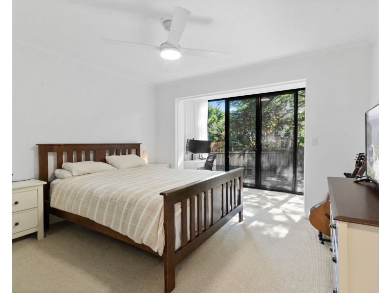 1/14 Warrawong Street, Coolangatta QLD 4225