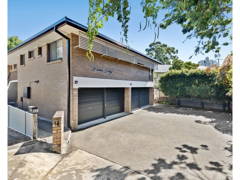 1/14 Warrawong Street, Coolangatta QLD 4225