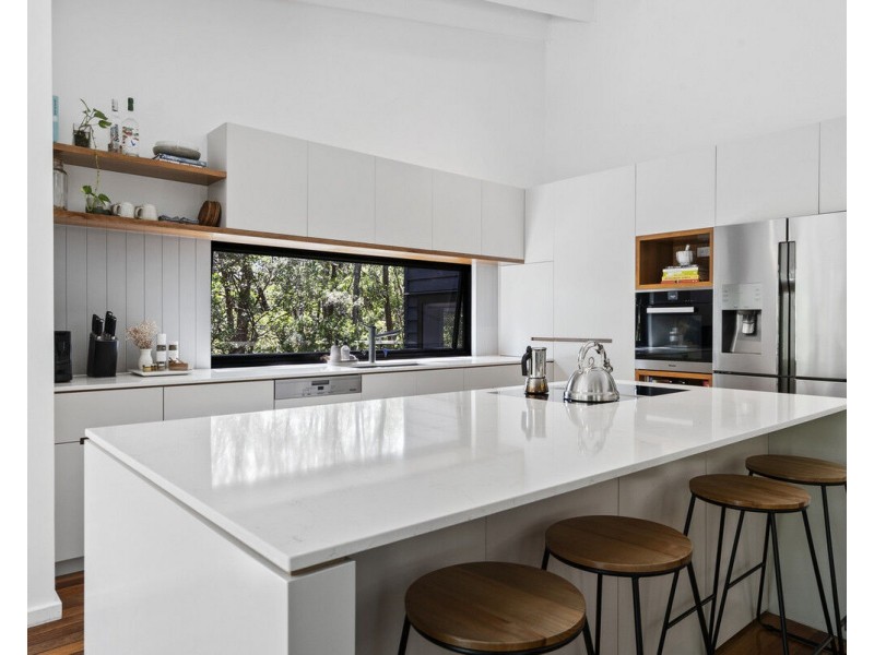 12 Cheshire Grove, Elanora QLD 4221