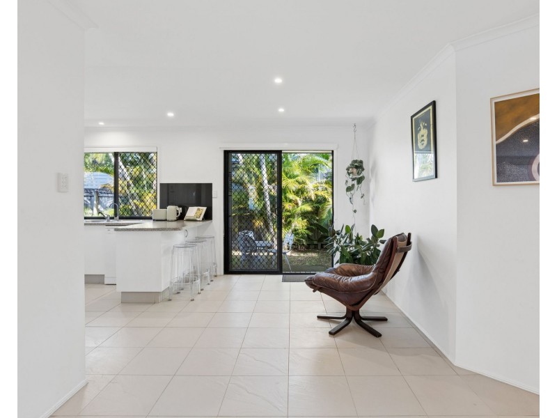 2/6 Chaffey Street, Tugun QLD 4224