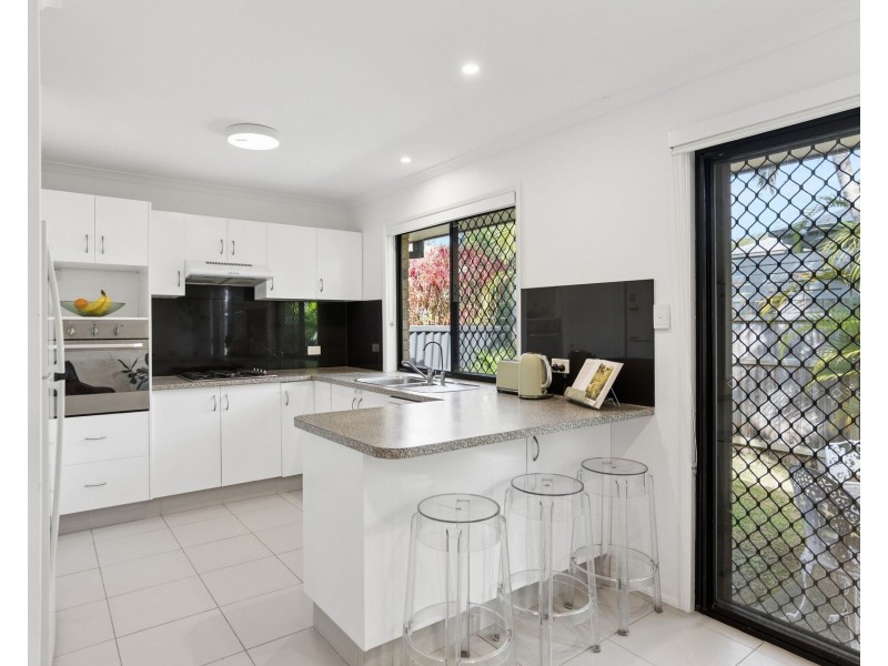 2/6 Chaffey Street, Tugun QLD 4224