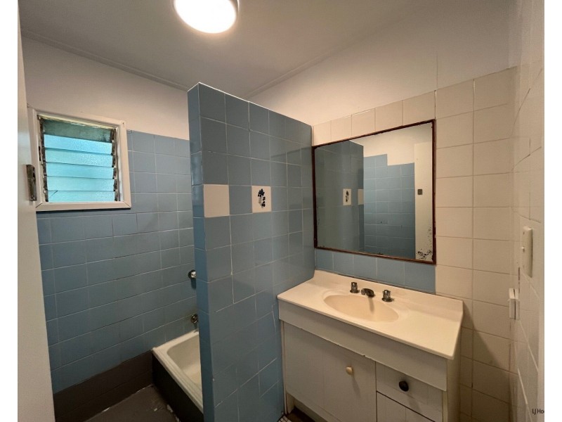 2/714 Pacific Parade, Currumbin QLD 4223