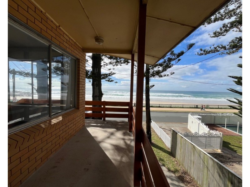 2/714 Pacific Parade, Currumbin QLD 4223