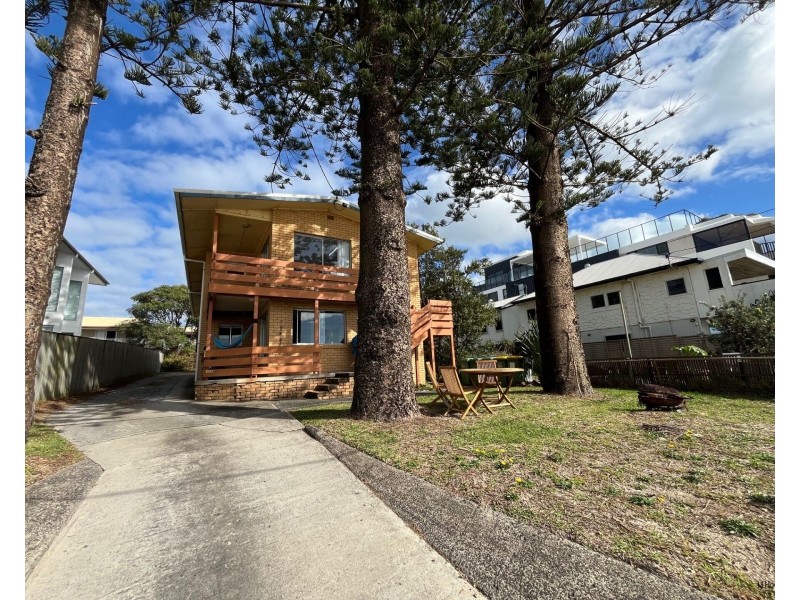 2/714 Pacific Parade, Currumbin QLD 4223