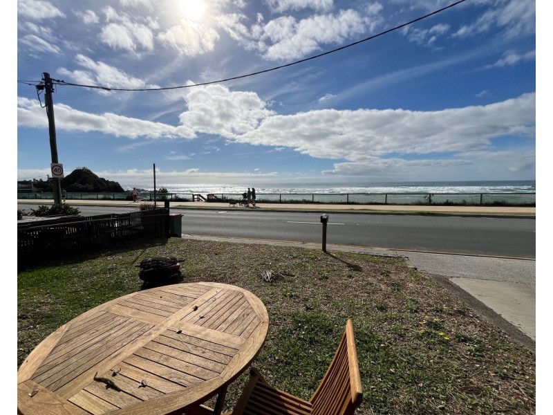 2/714 Pacific Parade, Currumbin QLD 4223