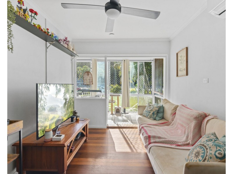 1/10 Beelyu Street, Burleigh Heads QLD 4220
