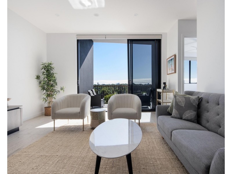 601/135 Eugaree Street, Southport QLD 4215