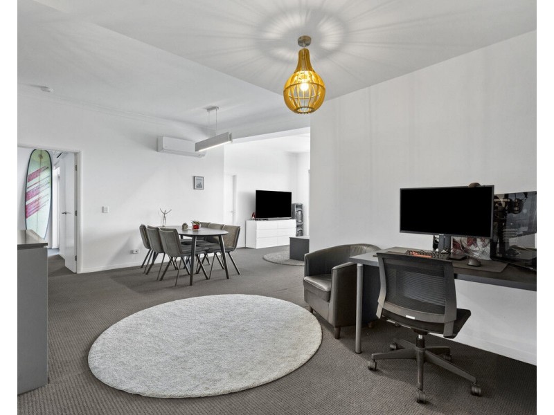 1601/12-14 Executive Drive, Burleigh Waters QLD 4220