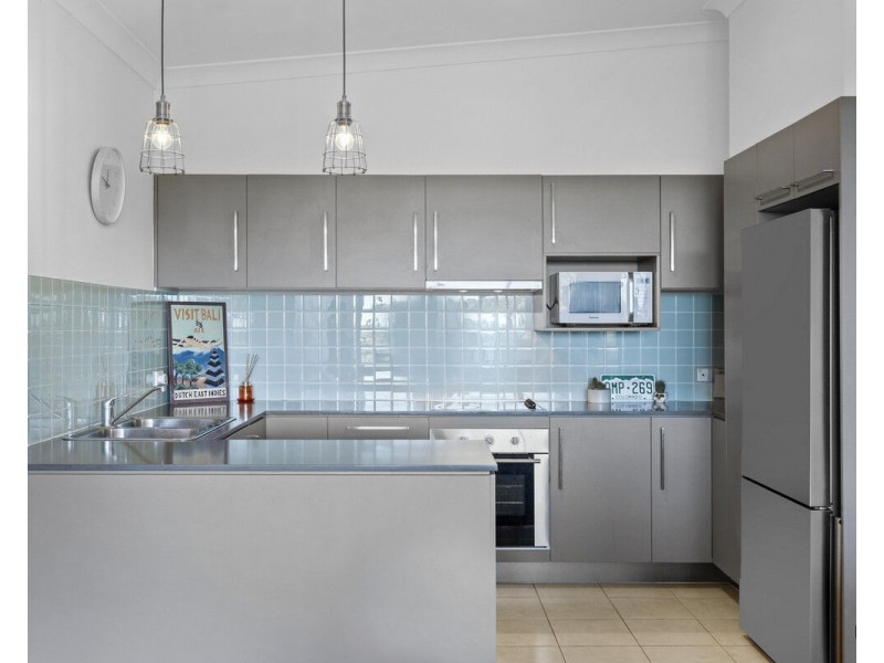 1601/12-14 Executive Drive, Burleigh Waters QLD 4220