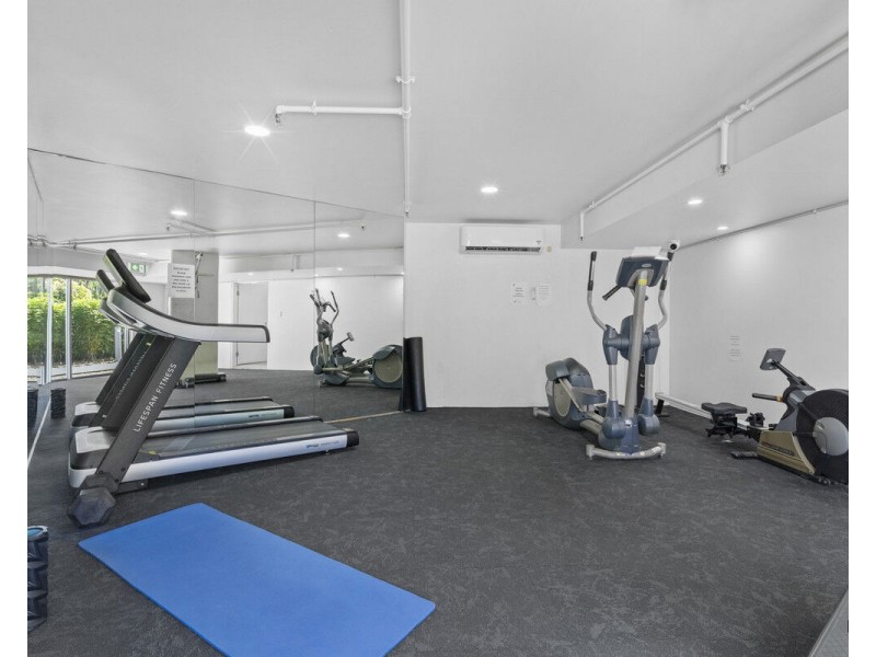 1601/12-14 Executive Drive, Burleigh Waters QLD 4220