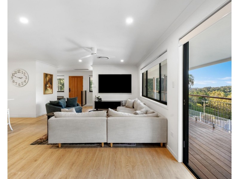 373 Tallebudgera Connection Road, Tallebudgera QLD 4228