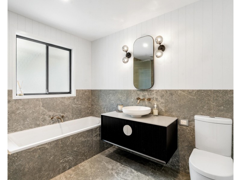 373 Tallebudgera Connection Road, Tallebudgera QLD 4228