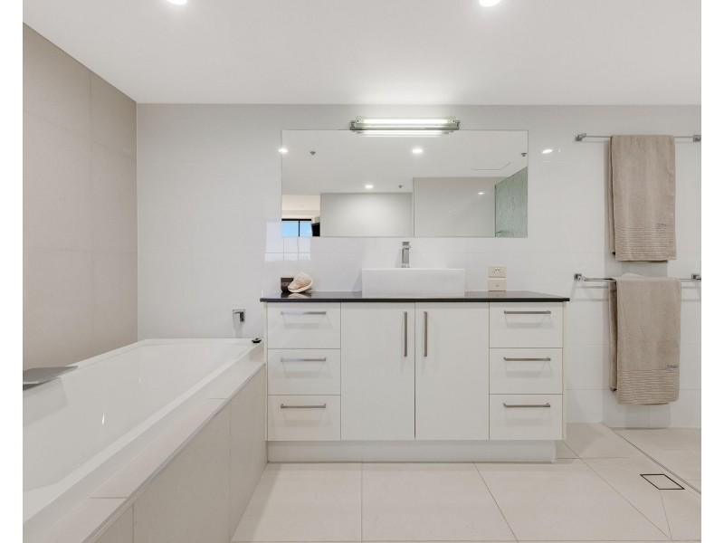 902/22 Kirkwood Road, Tweed Heads South NSW 2486