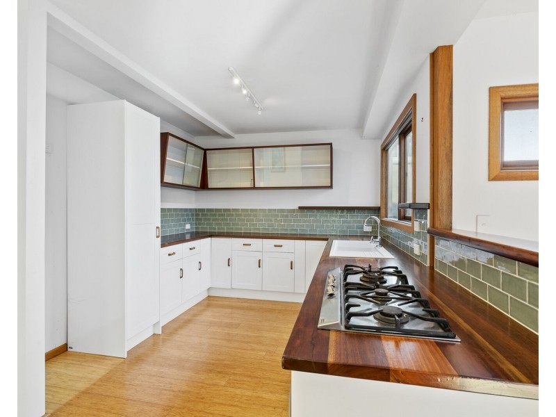 15 Twenty Third Avenue, Palm Beach QLD 4221