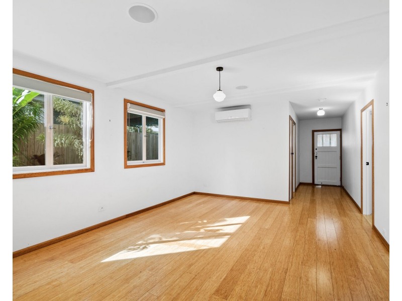 15 Twenty Third Avenue, Palm Beach QLD 4221