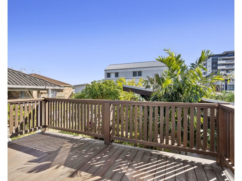 15 Twenty Third Avenue, Palm Beach QLD 4221
