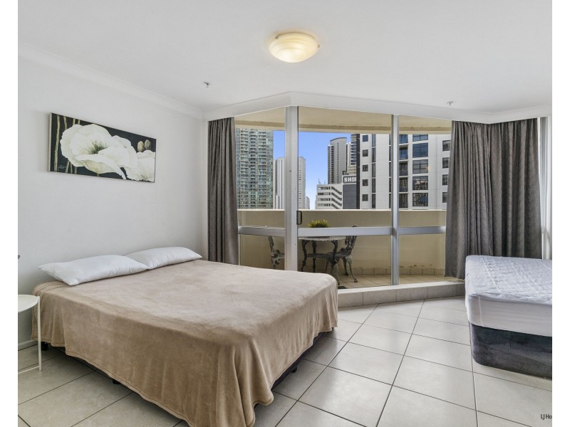 40/114 The Esplanade, Surfers Paradise QLD 4217