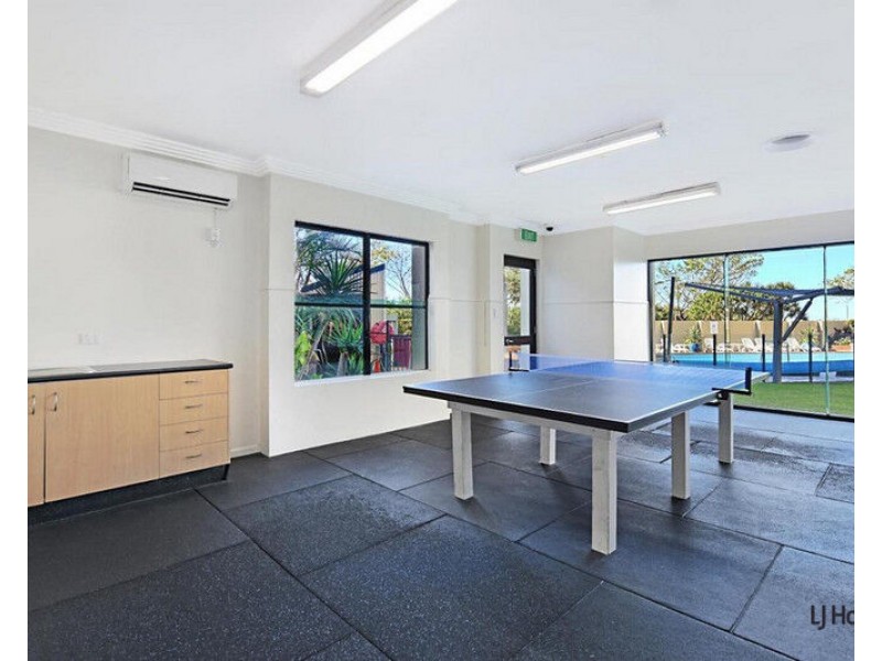 40/114 The Esplanade, Surfers Paradise QLD 4217