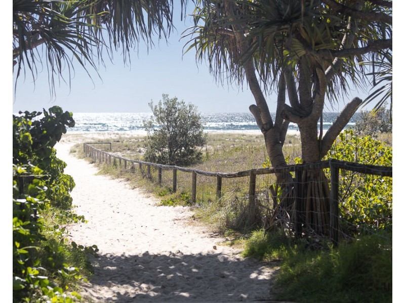 6/16 Pacific Parade, Bilinga QLD 4225