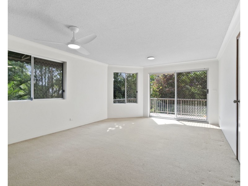1/11 Hayle Street, Burleigh Heads QLD 4220