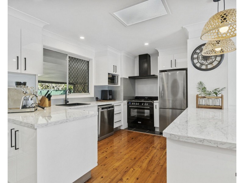 8 Drumfish Drive, Currumbin Waters QLD 4223