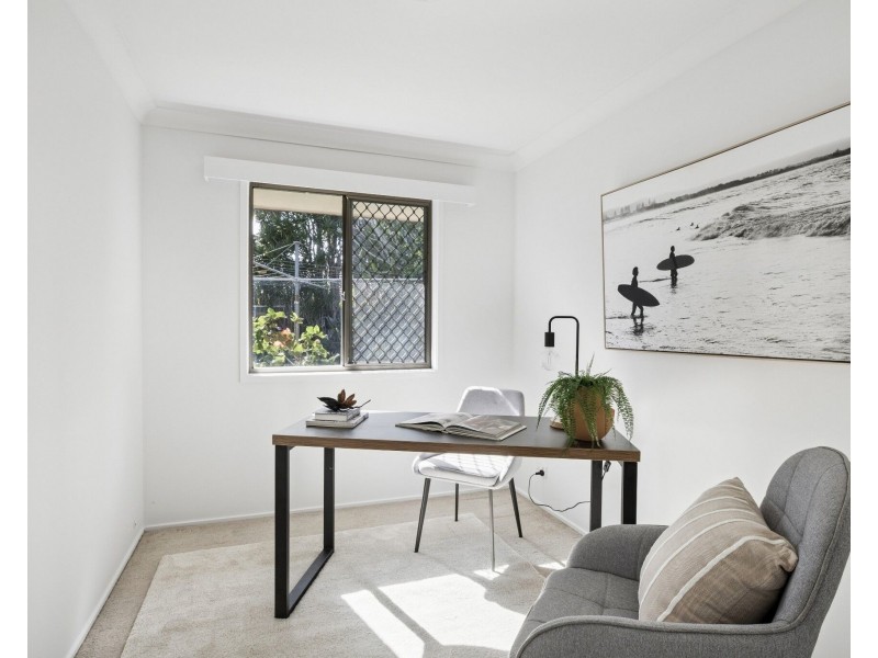 155 Markeri Street, Mermaid Waters QLD 4218