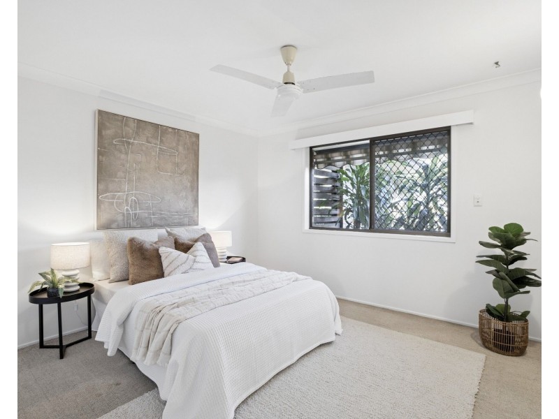 155 Markeri Street, Mermaid Waters QLD 4218