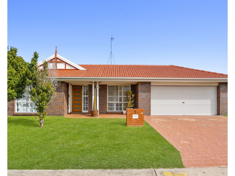 9 Talgai Place, Merrimac QLD 4226