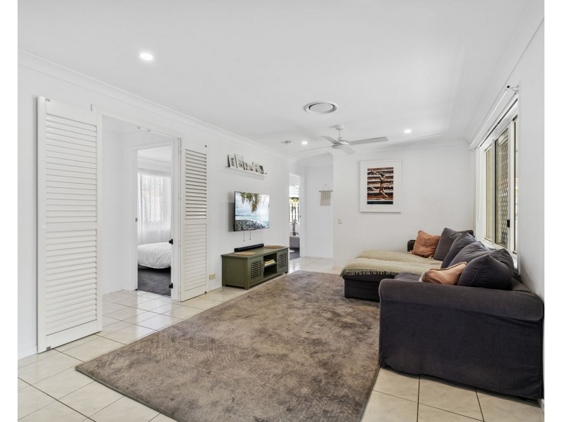 9 Talgai Place, Merrimac QLD 4226