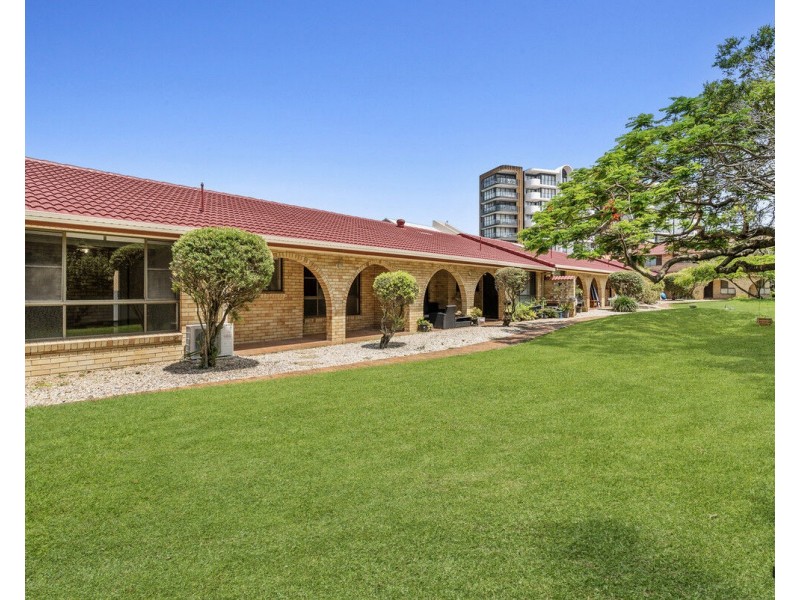 4/7-9 Nineteenth Avenue, Palm Beach QLD 4221