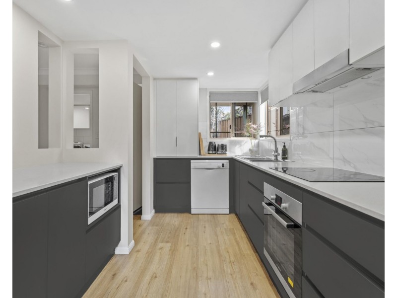 3/6 Maranta Street, Elanora QLD 4221