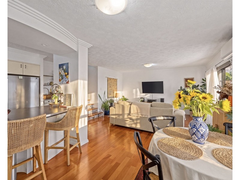 11/62 Garrick Street, Coolangatta QLD 4225