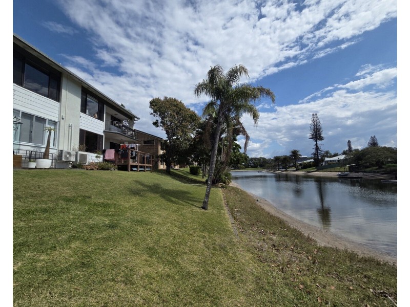 6/39 Karbunya Street, Mermaid Waters QLD 4218