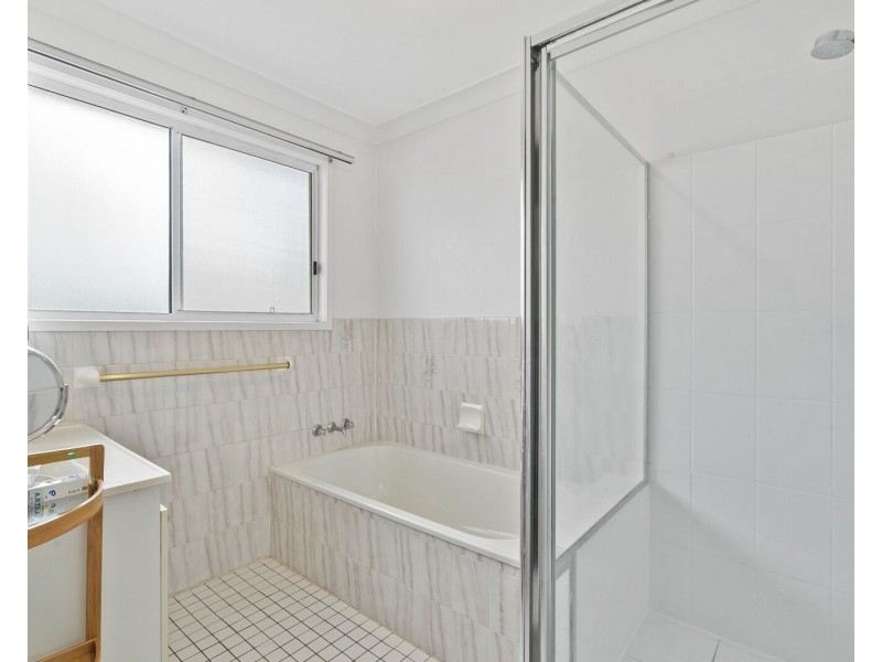 21/4 Itong Place, Currumbin Waters QLD 4223