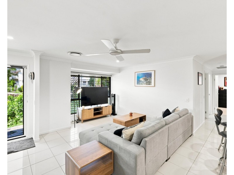 2/47-49 Mirreen Drive, Tugun QLD 4224