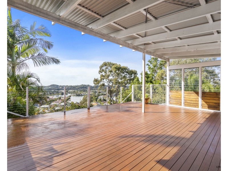 21 Attadale Court, Elanora QLD 4221