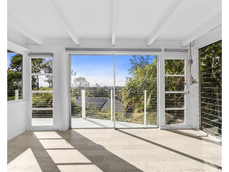21 Attadale Court, Elanora QLD 4221