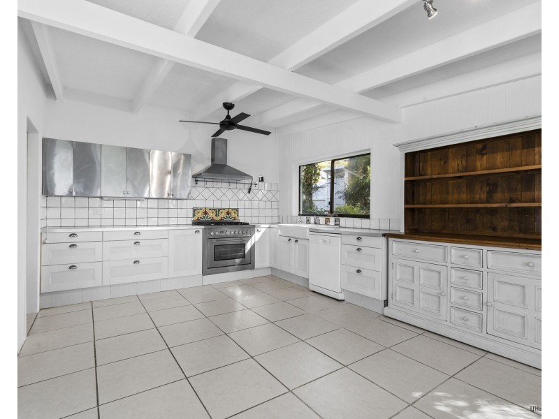 21 Attadale Court, Elanora QLD 4221
