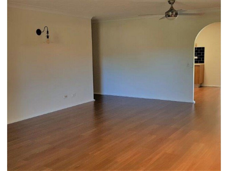 31 Mainsail Street, Currumbin Waters QLD 4223